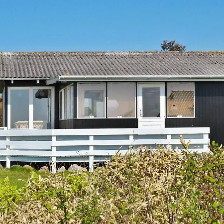 Two-bedroom Holiday In 3 Casa vacanze *